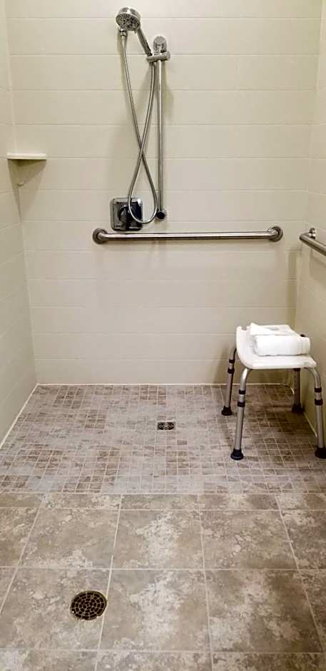 AmericInn by Wyndham Sioux Falls North