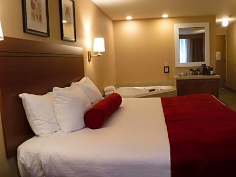 King Suite with Spa Bath