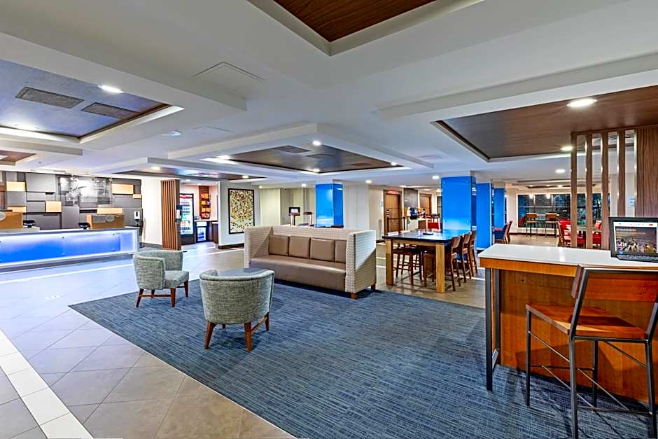 Holiday Inn Express Hotel & Suites Picayune By IHG