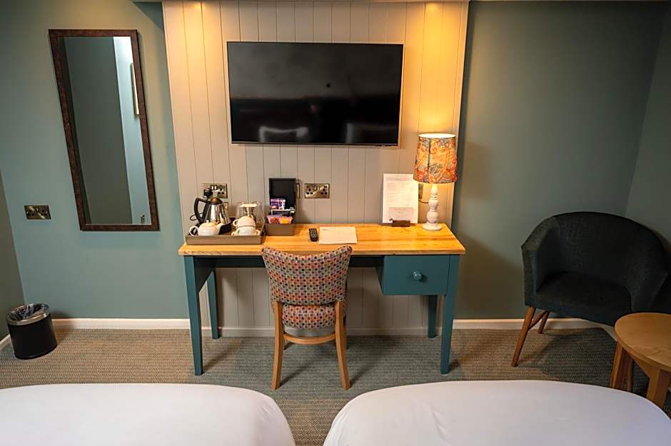 Berkshire Arms by Chef & Brewer Collection