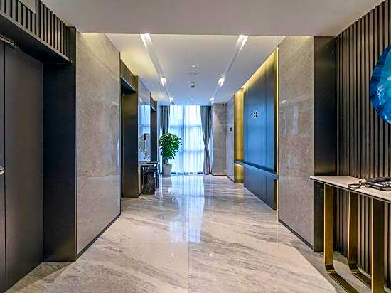 Ningbo Bochen Man Yue Hotel