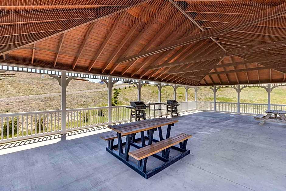 Comfort Inn & Suites Gateway to Glacier National Park