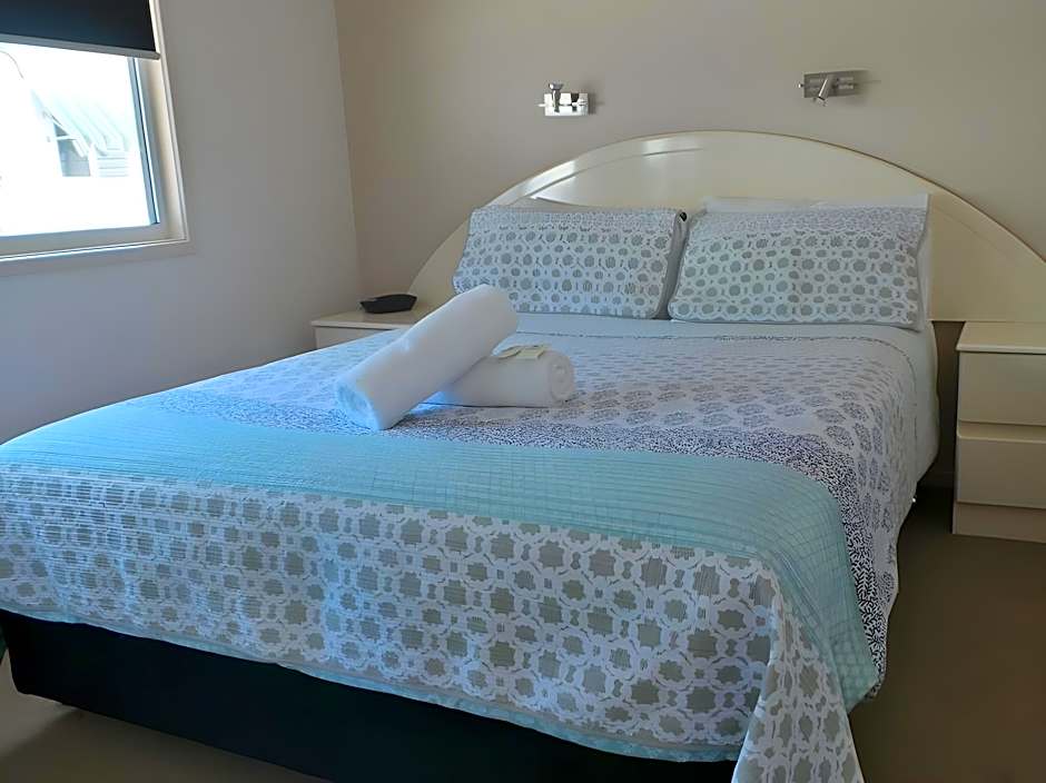 Photo 1 of 7 of Superior 1 Bedroom