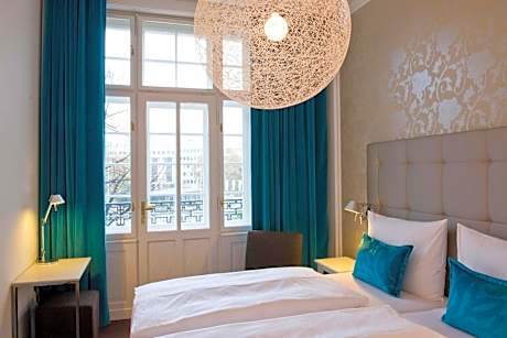 Standard Double Room with View