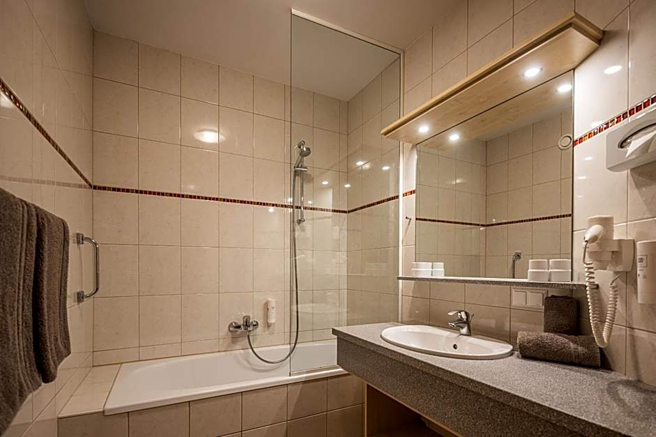 Alpine Spa Residence