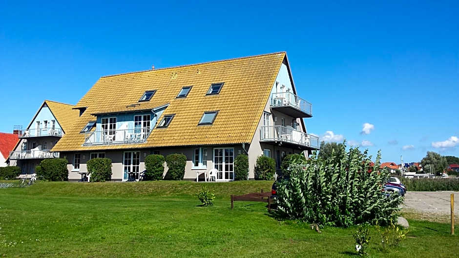 Hotel- & Ferienanlage Kapitäns-Häuser Breege