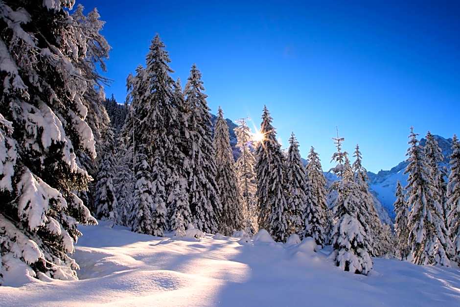 Verwohnhotel Kristall