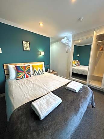 Double Room with Bathroom