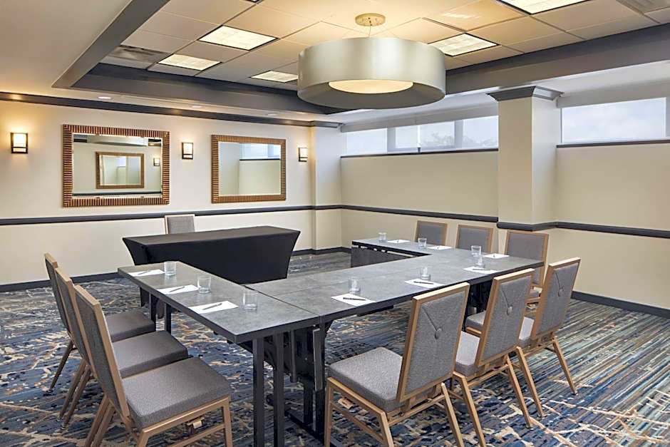 Embassy Suites By Hilton West Palm Beach