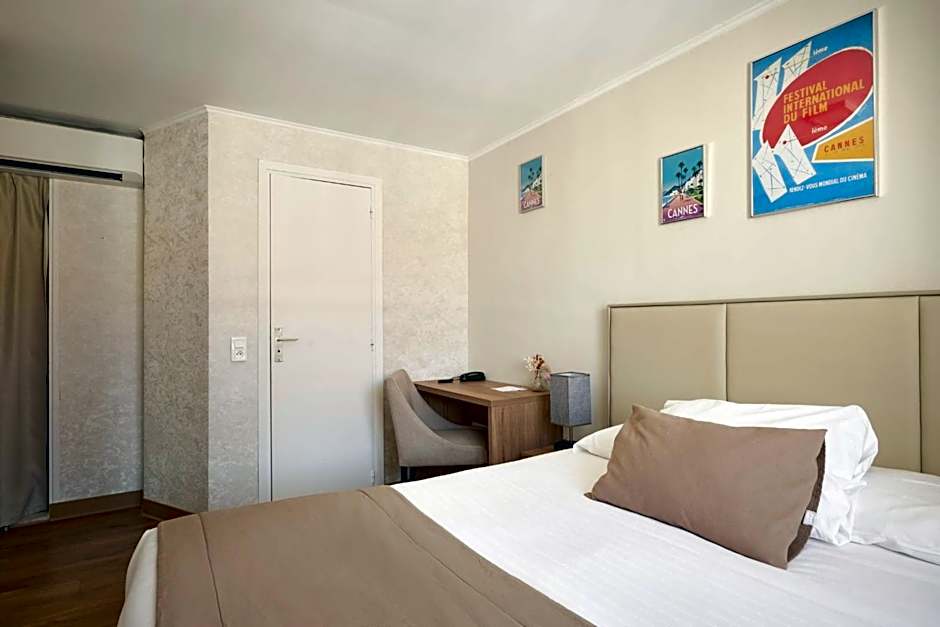 Hotel Des Congres Et Festivals