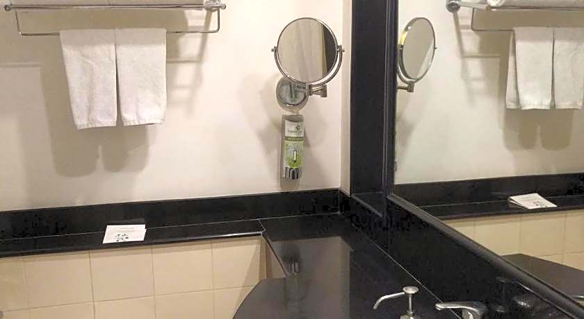 The Lemon Tree Udyog Vihar Gurgaon