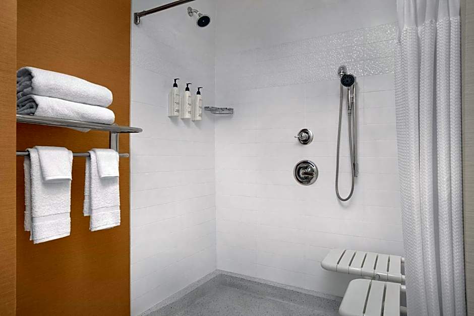Fairfield Inn & Suites by Marriott Wilmington New Castle