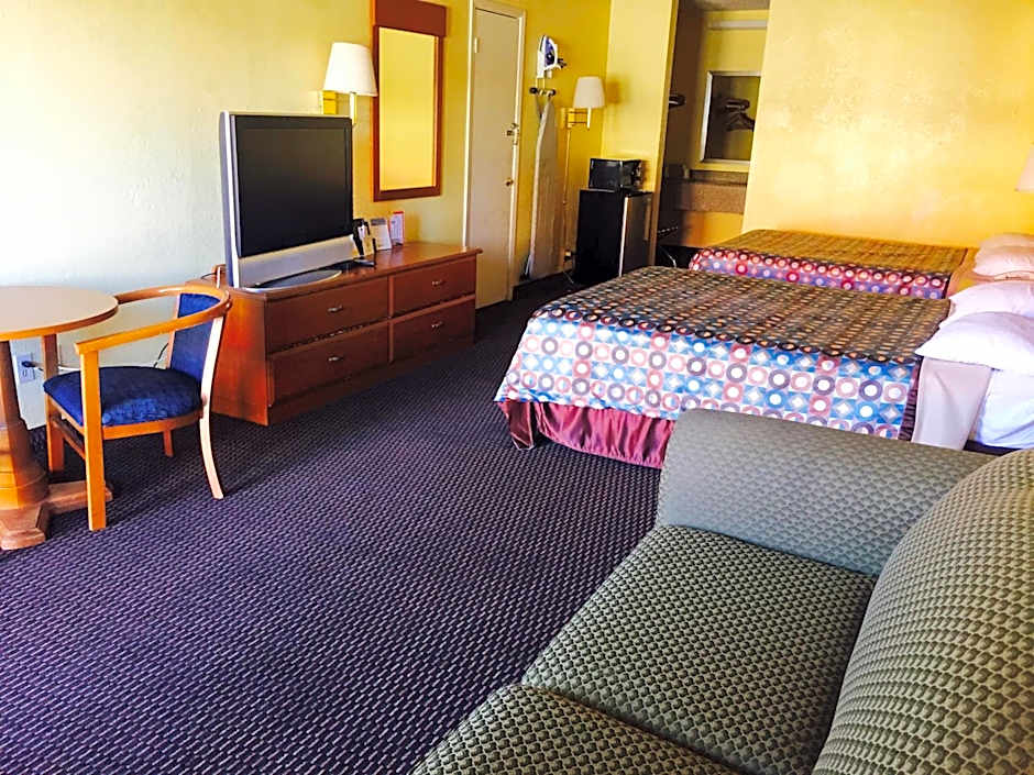 Travelodge by Wyndham New Braunfels