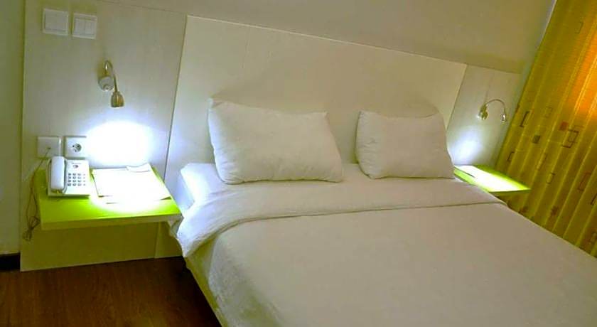 Everbright Ambon Hotel