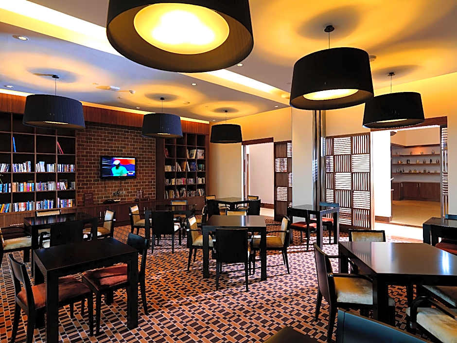 Staybridge Suites Yas Island Abu Dhabi By IHG