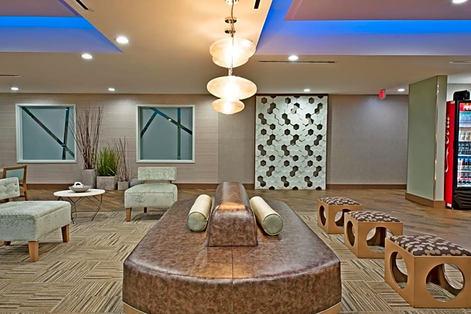 Holiday Inn Express & Suites Harrisburg S - New Cumberland By IHG