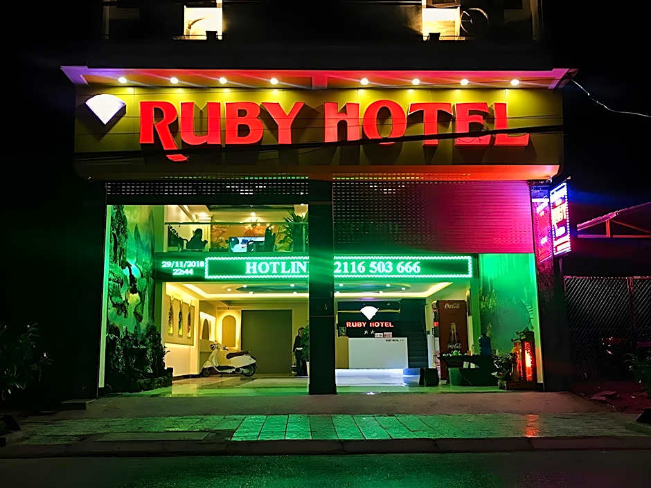 Foto 1 dari 50 — Ruby Hotel