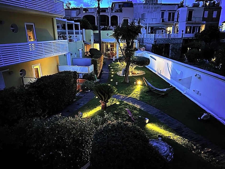 Marina 10 Design Hotel & SPA