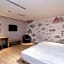 Smile 73 Hotel