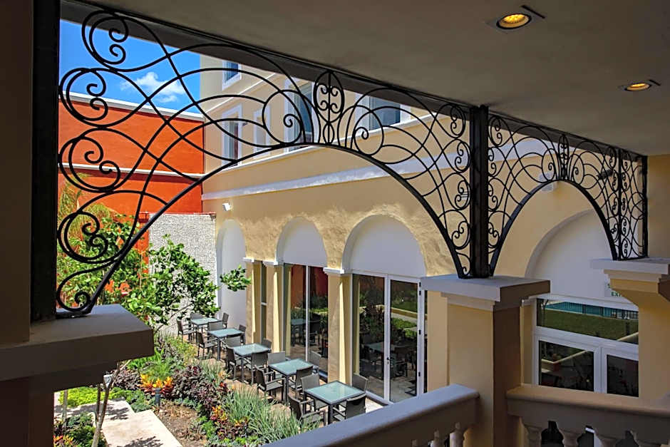 Holiday Inn Express Merida Centro By IHG