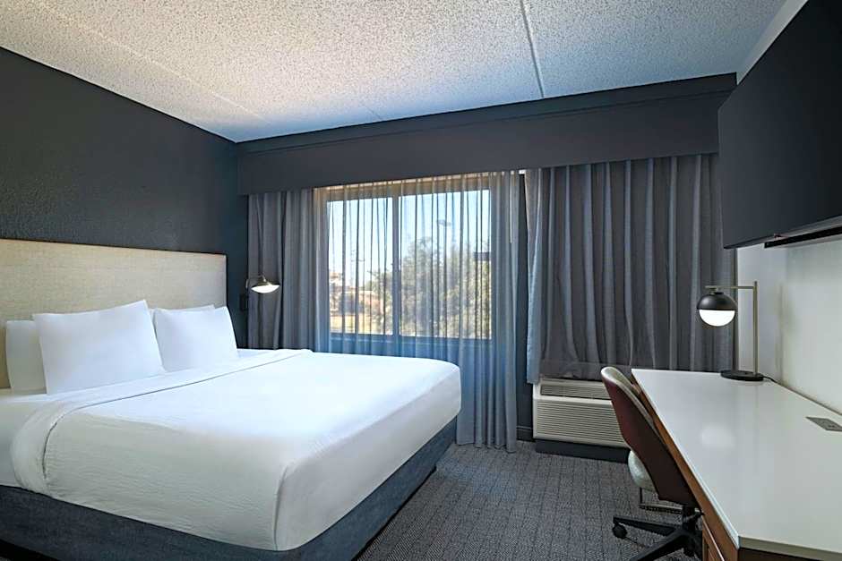 Courtyard by Marriott Laredo