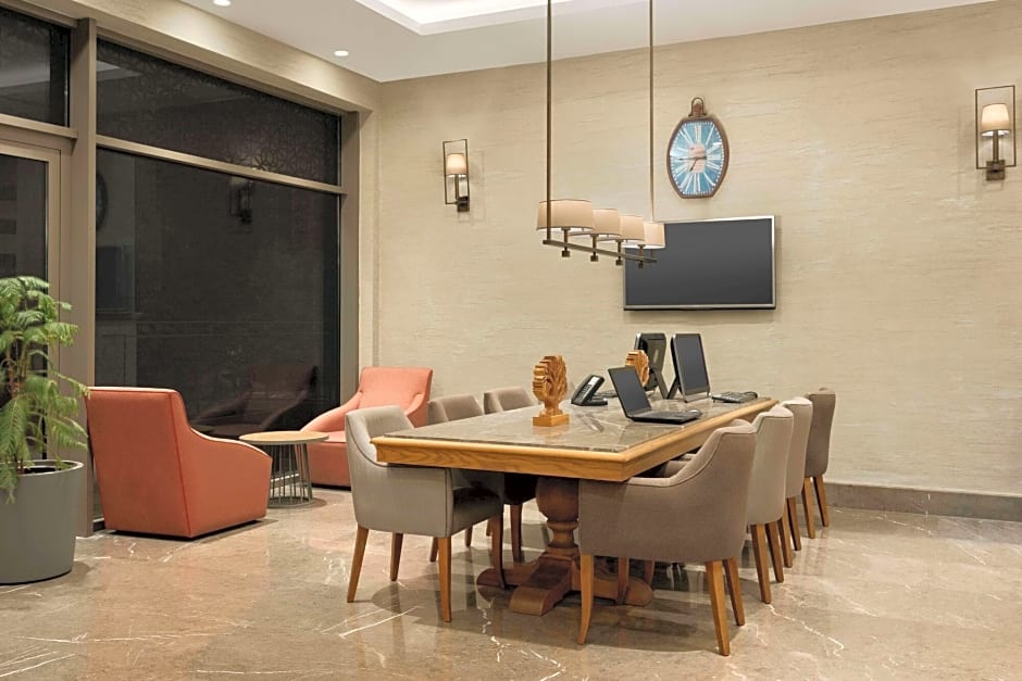 Ramada Hotel & Suites by Wyndham Adana