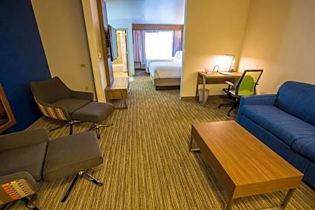 Suite with Two Queen Beds