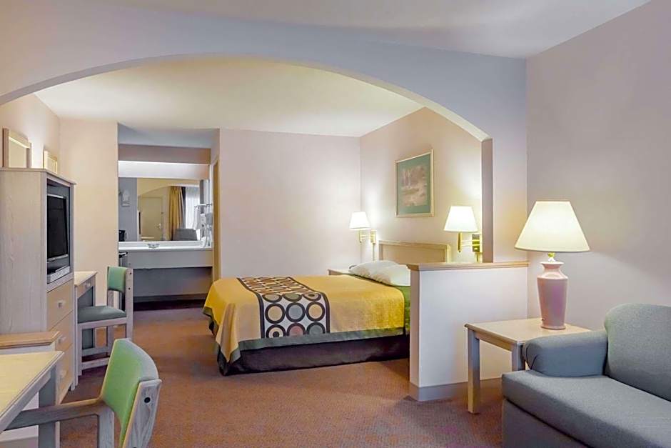 Super 8 by Wyndham Jasper TX