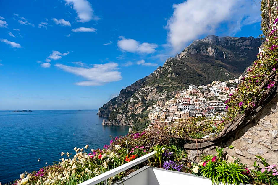 Hotel Eden Roc Suites