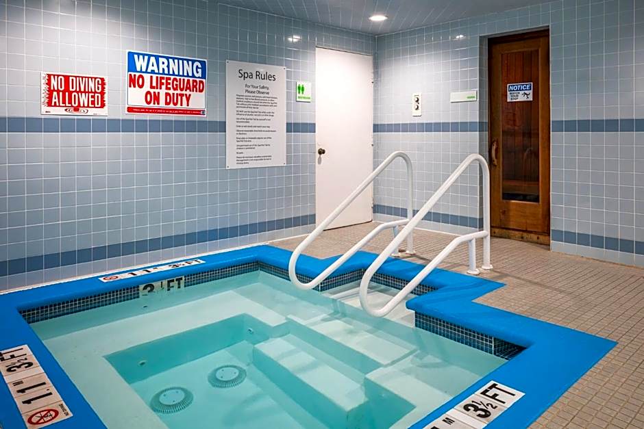 Holiday Inn & Suites San Mateo - SFO By IHG