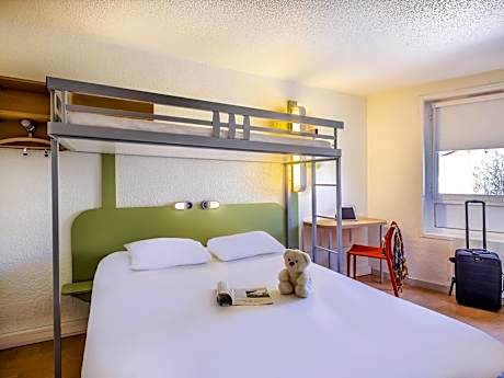 Triple Room with One Double Bed and One Bunk Bed