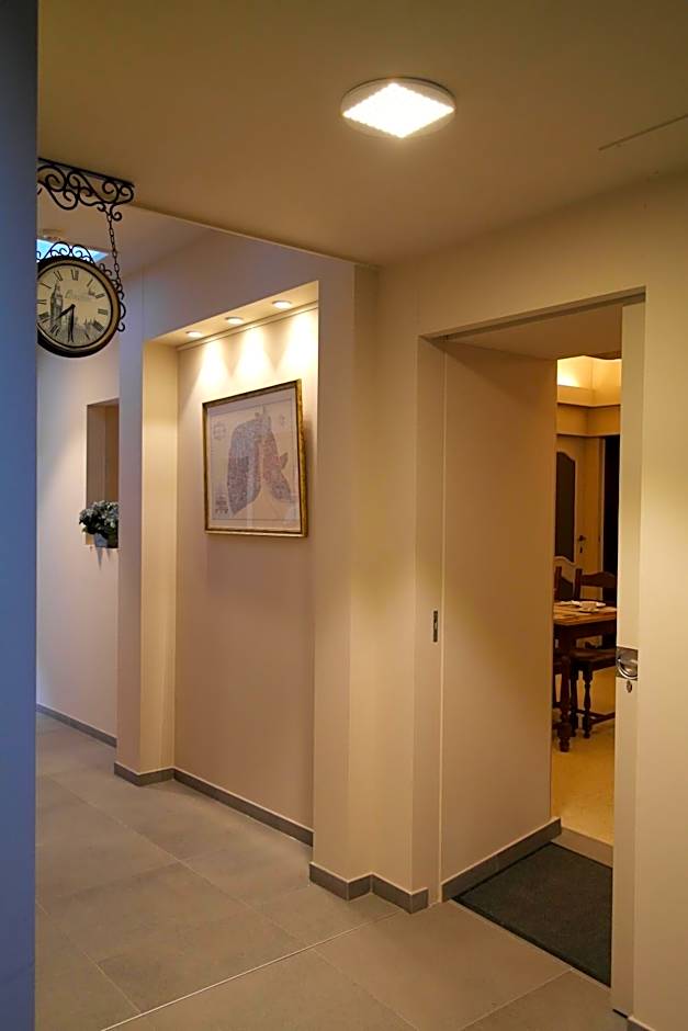 De Bonte Os Hotel & Tower
