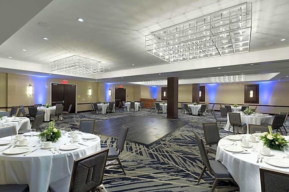 DoubleTree By Hilton Jamestown, NY