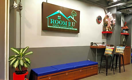 Room2u