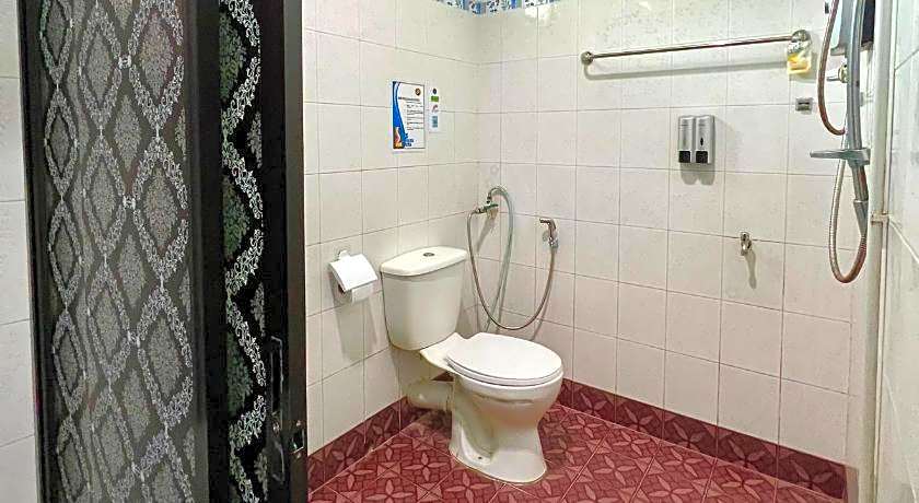 OYO 89782 Ranau City Inn