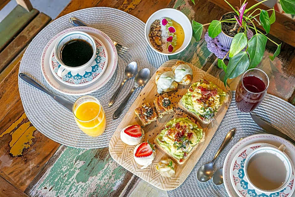 Pousada Rosa 08 - Café da manhã Gourmet, Suítes com Banheira a 150m do Centrinho da Praia do Rosa