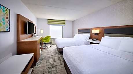 2 Queen Beds Nonsmoking