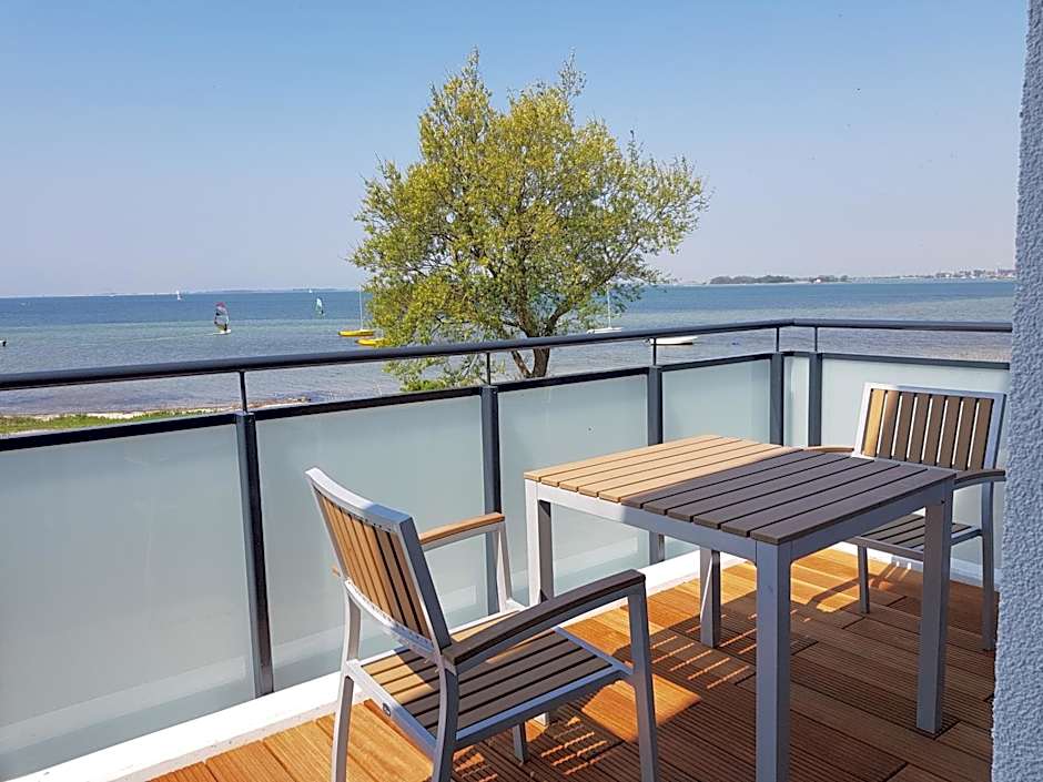 Haus Achtern Diek in erster Reihe am Meer