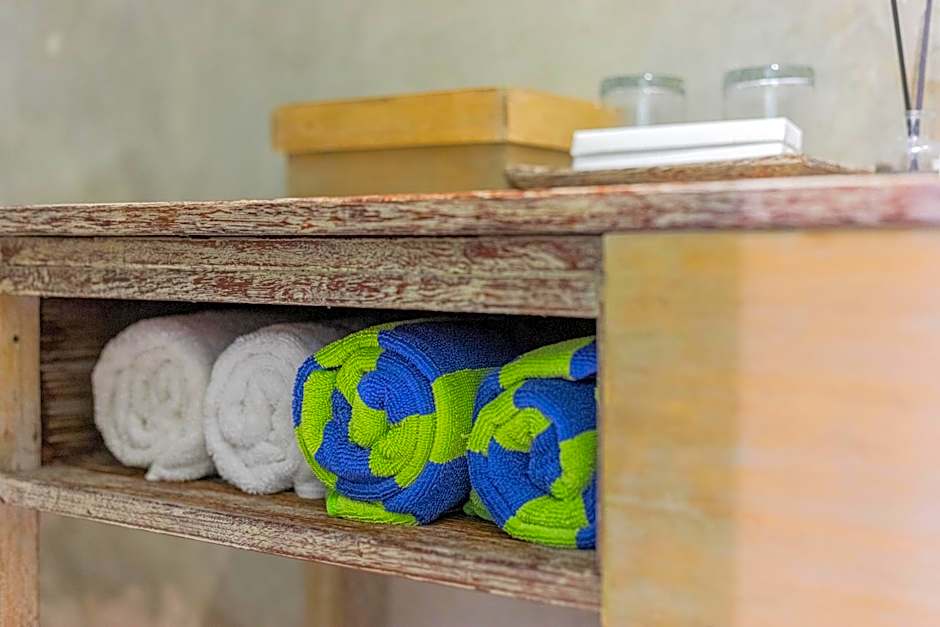 ME Villa Kayu Tulang