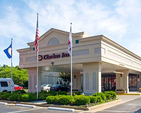 Clarion Inn