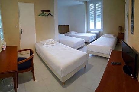 Quadruple Room with Shower