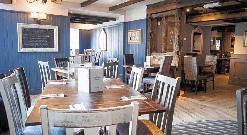 De Trafford Arms by Chef & Brewer Collection