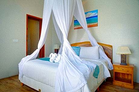 2 Bedroom Villa with Private Pool