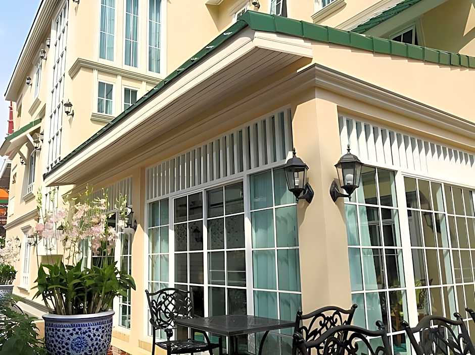 The Orchid House 153