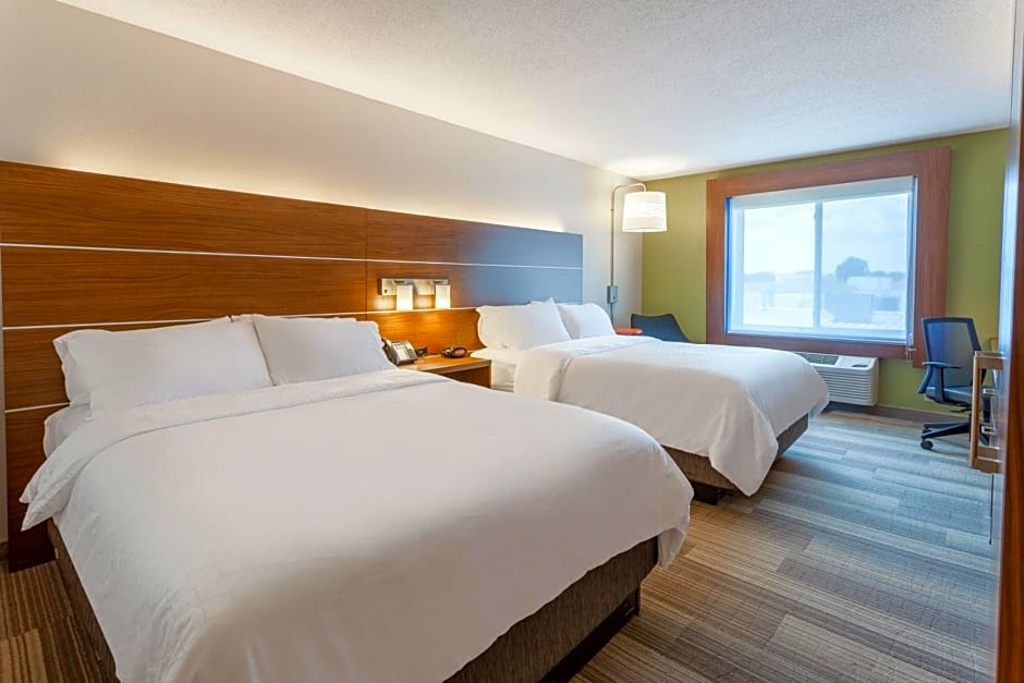Holiday Inn Express Hotel & Suites Burlington, an IHG Hotel