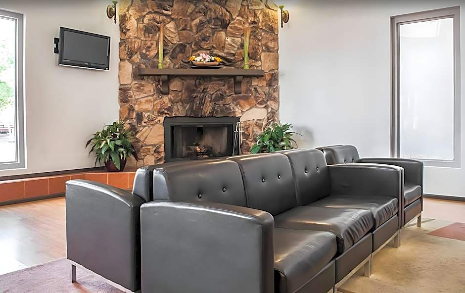 Pan American Inn and Suites