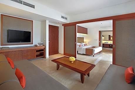 Magani Suite with Spa Bath
