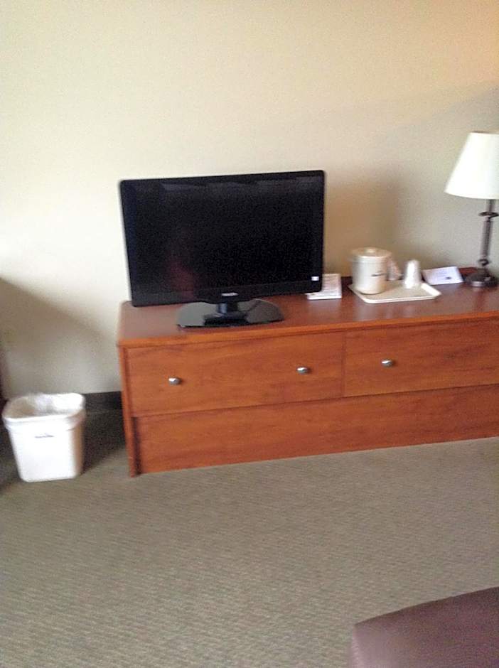 AmericInn by Wyndham Republic