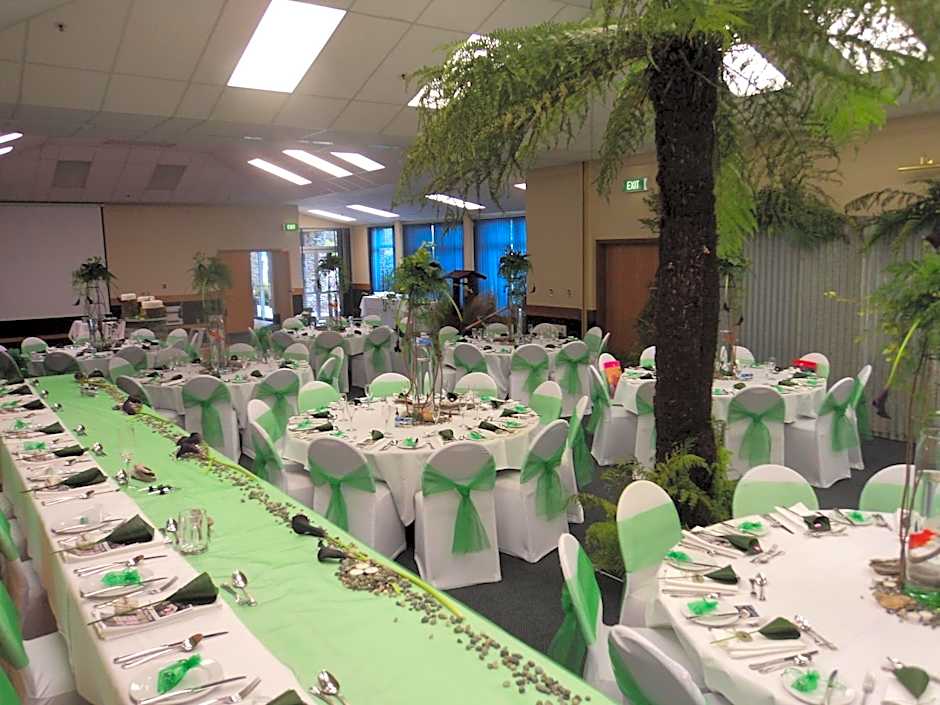 Distinction Te Anau Hotel & Villas