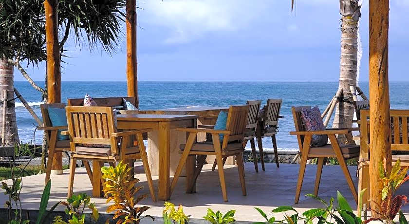 Wide Sands Beach Retreat